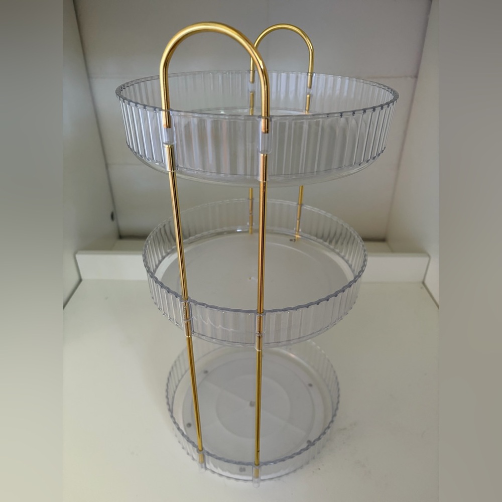 Two-Tier Clear and Gold Serving Stand